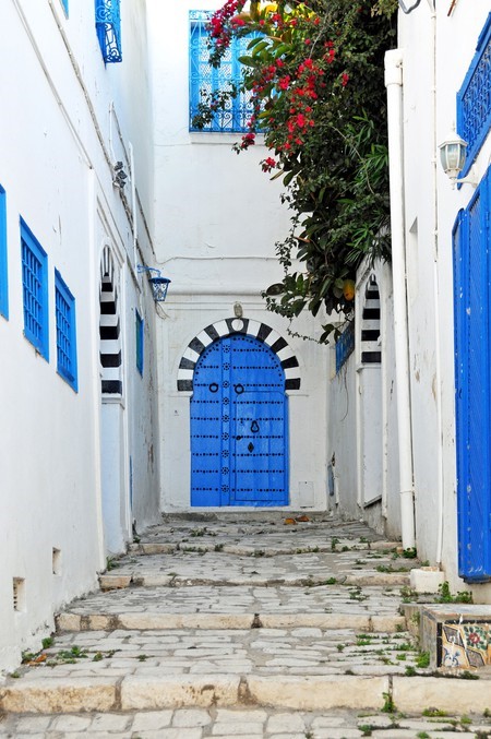 The blue doors of Tunisia | © Dennis Jarvis/Flickr